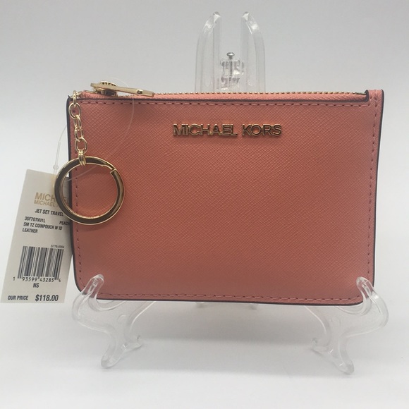 Michael Kors Handbags - Jet Set Travel Sm TZ Coinpouch W ID Leather 🍑